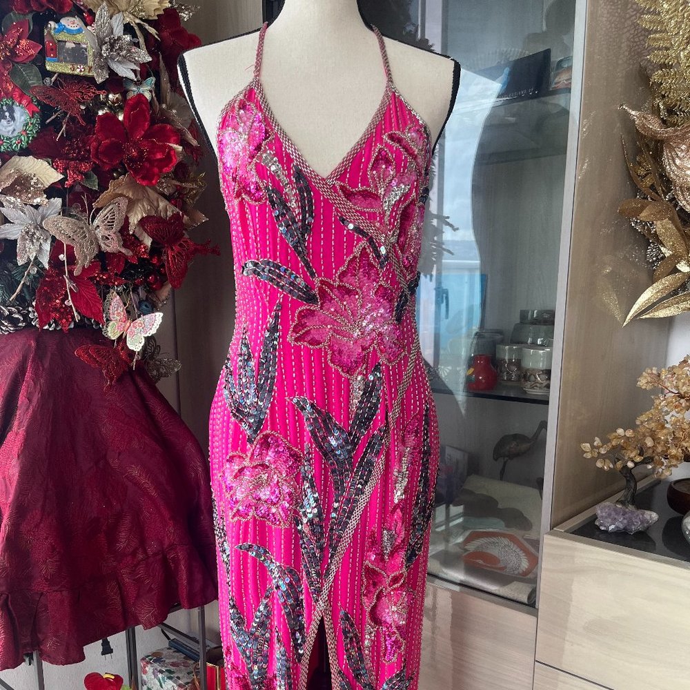 NWTShow Max Originals (Milan, New York, Paris) 100% Silk Beautifully Embellished